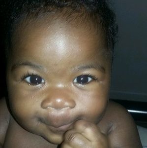 Meet your Posher, Fay